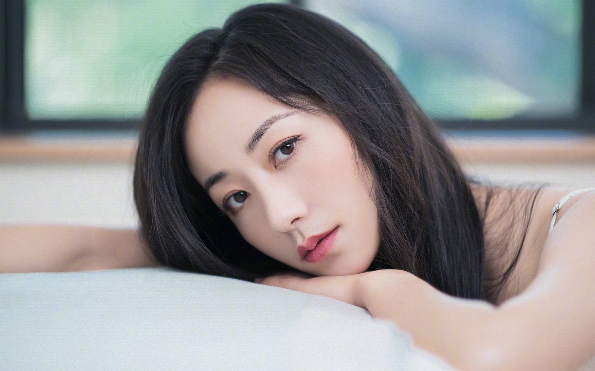 球还在滑,瑞士球员先庆祝!神级预判引热议,瑞士队预选赛成绩