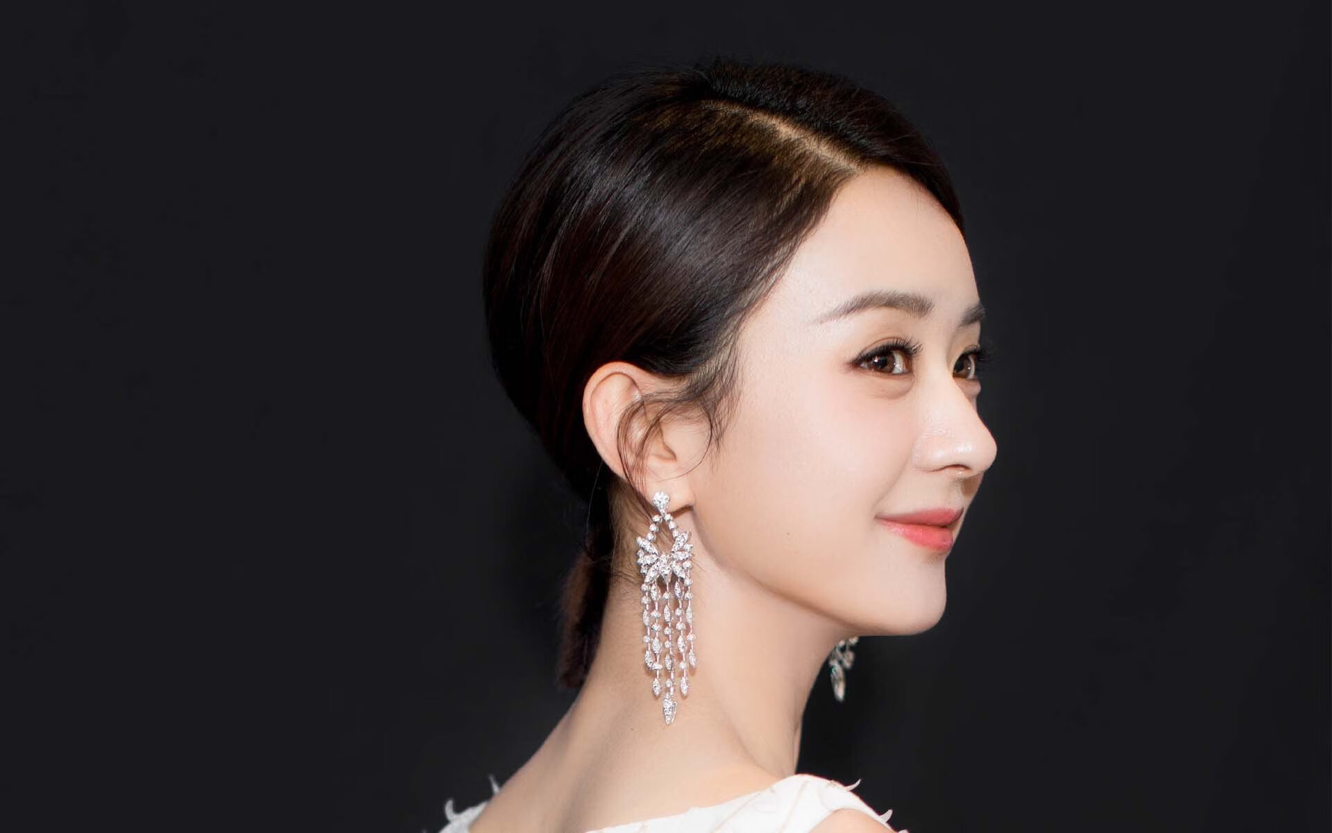 华体会手机在线-广州队员表现抢眼，力争实现逆转！，广州队队员号码